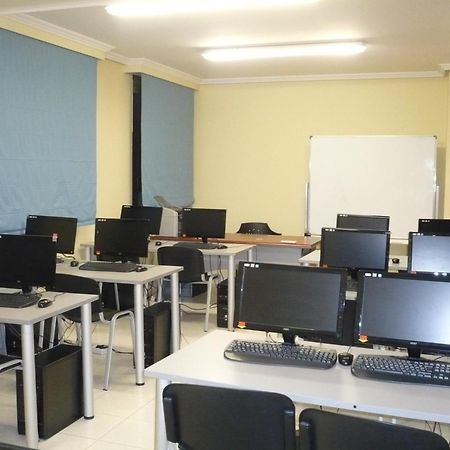 Hostal Plaza Mayor Torrejón de Ardoz Kültér fotó