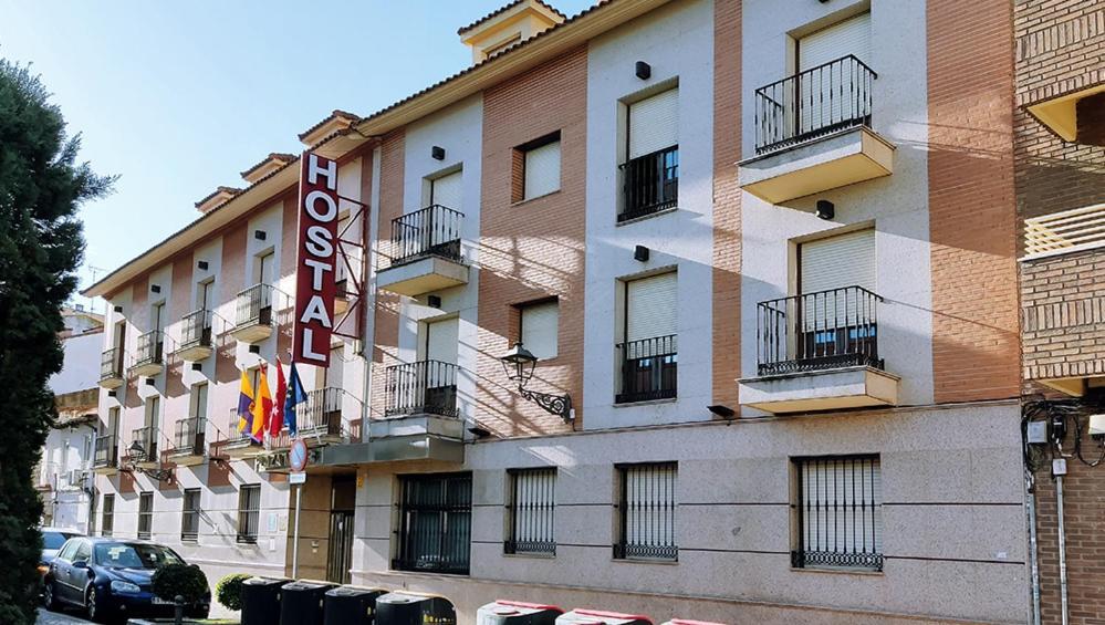 Hostal Plaza Mayor Torrejón de Ardoz Kültér fotó