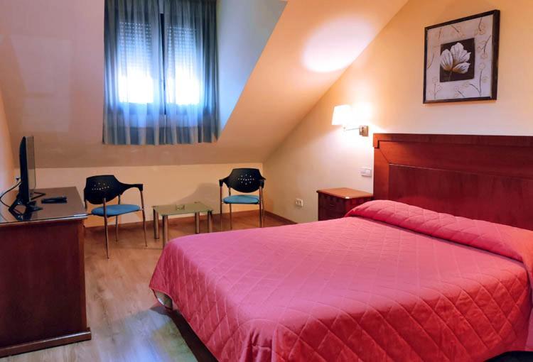 Hostal Plaza Mayor Torrejón de Ardoz Kültér fotó